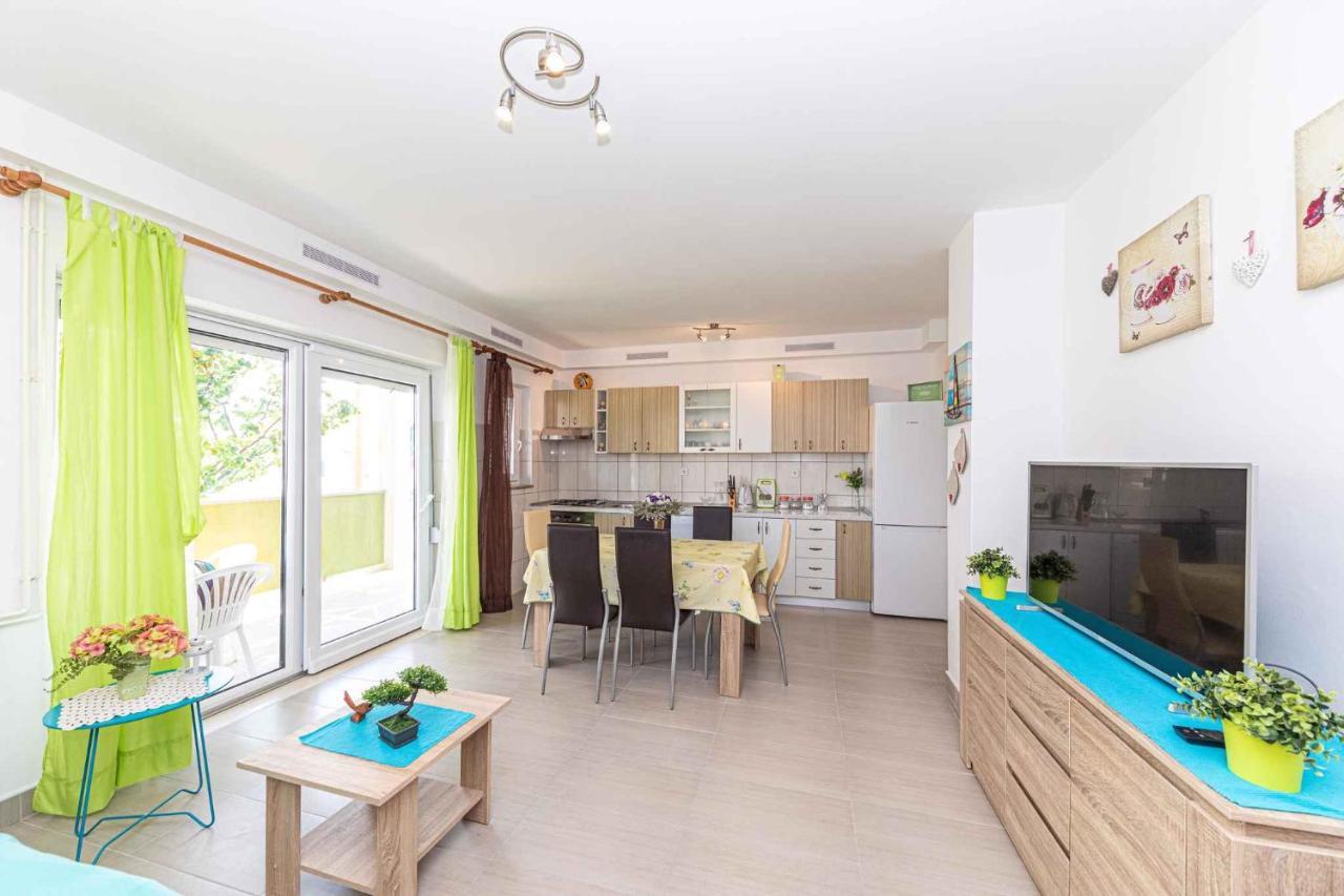 Apartment In Trogir 7406 Eksteriør bilde